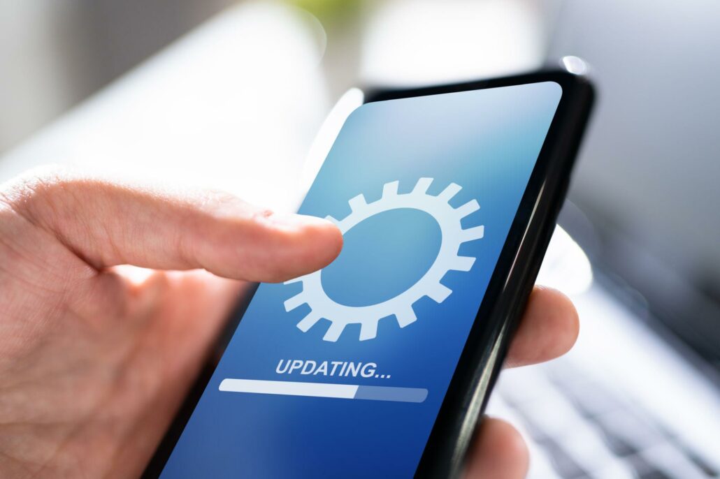 user-updating-smartphone-software